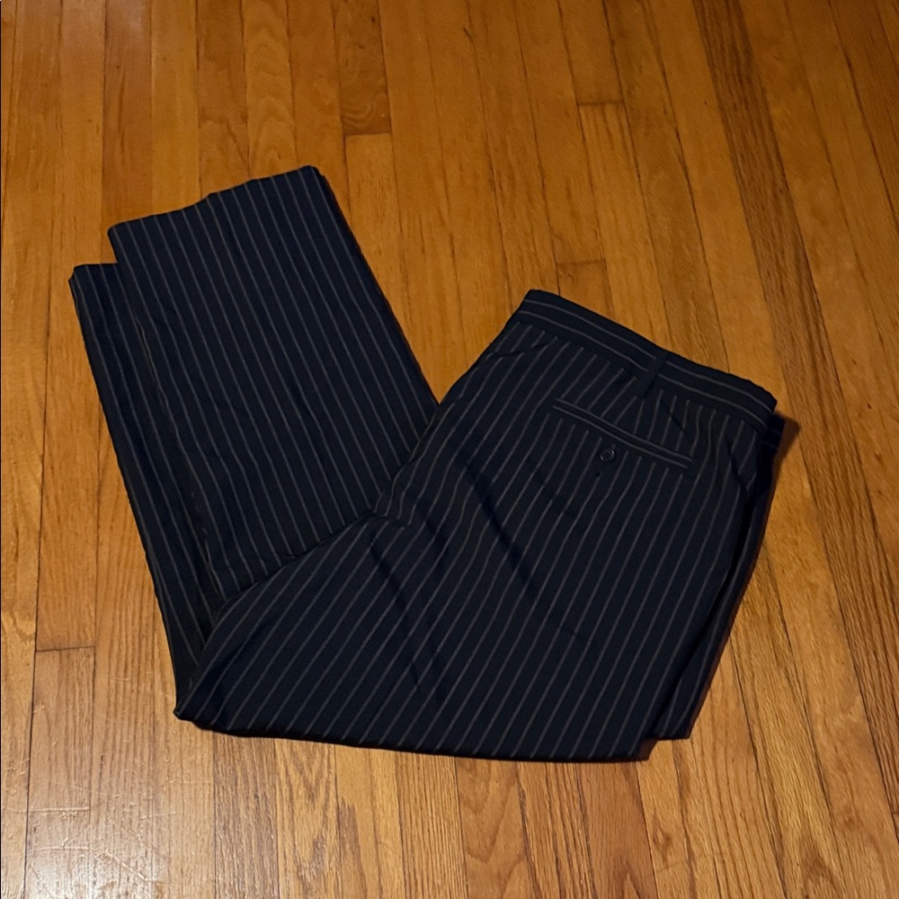 BNWT Men’s Black Pinstripe Pants size 50X32